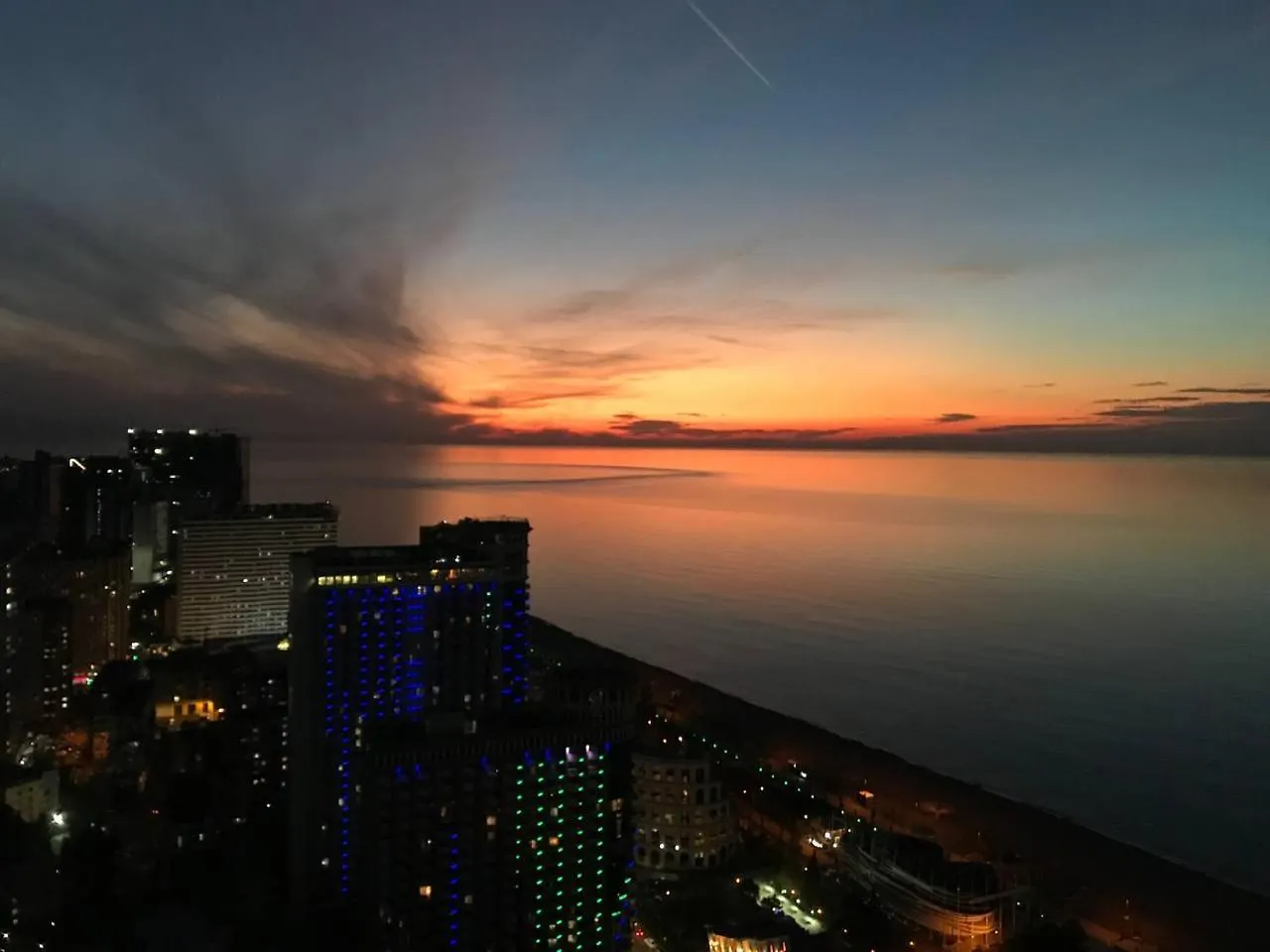 Panorama Apartments In Batumi N3